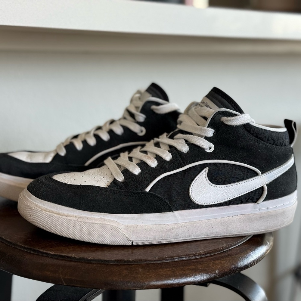 Nike Men Leo Baker Skate Shoes
